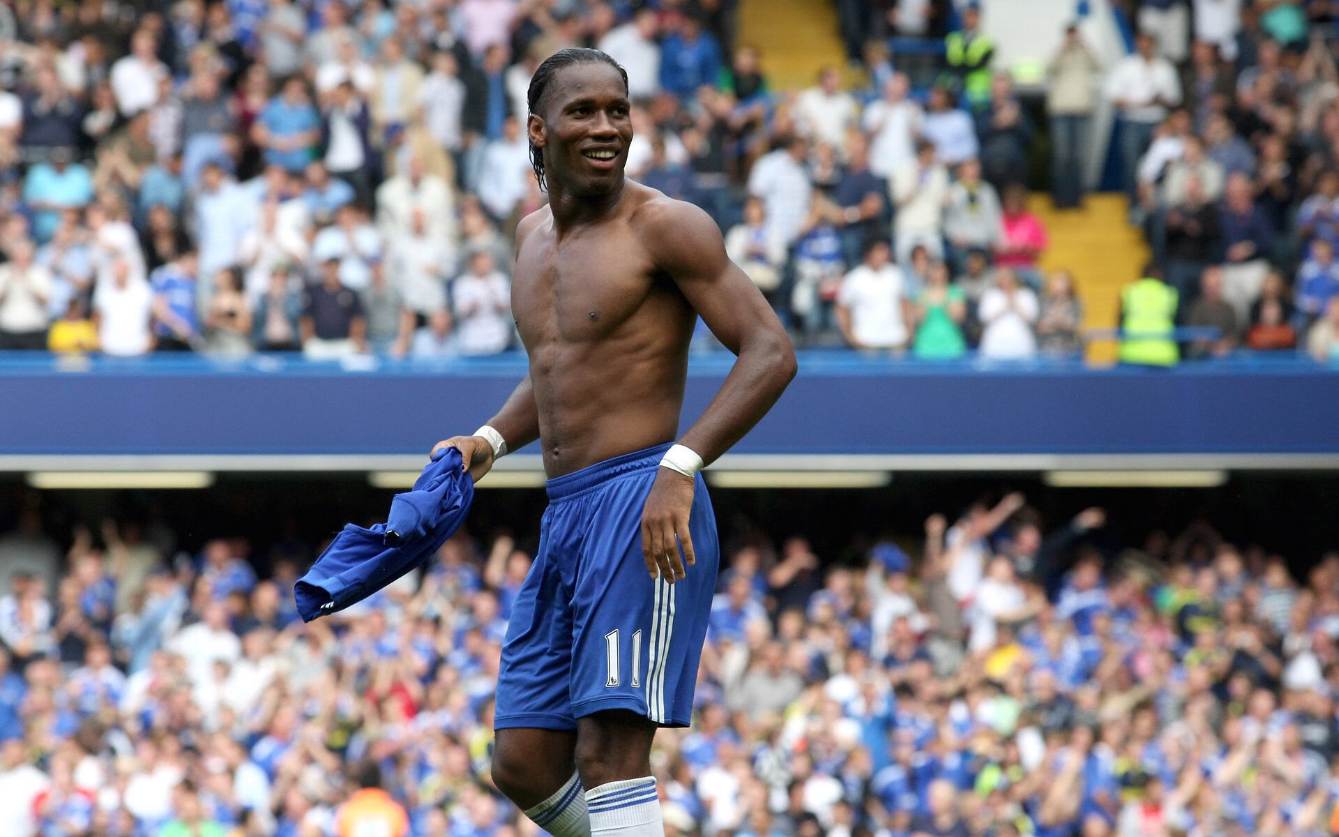 开云电竞账号入口-足球智能摄像头应用普及提升转播质量，足球摄像app