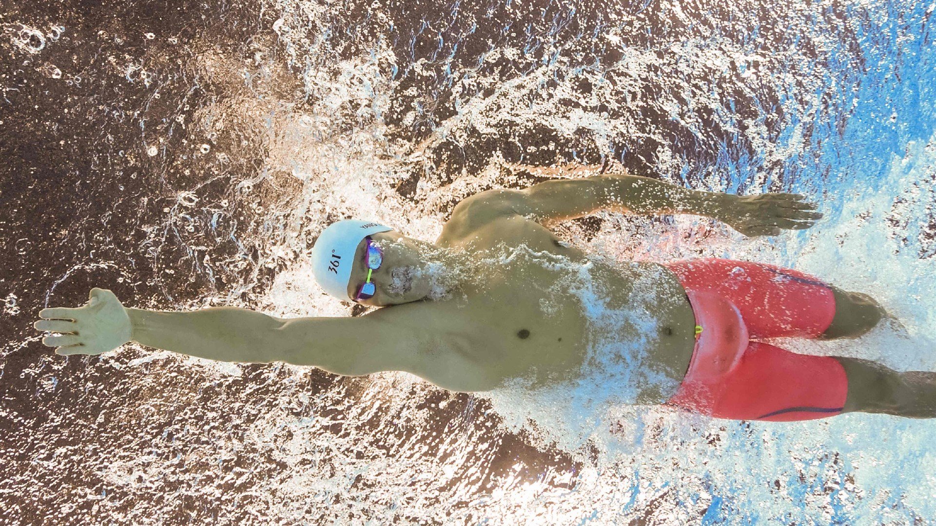 青岛总经理回应杨瀚森买断费：不只是伙食费问题，NBA有明文规定，青岛男篮杨瀚森